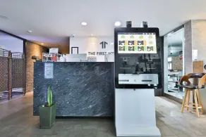The First Hotel - Reception