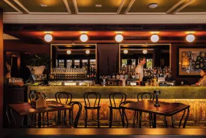 The Strand Hotel - Restaurant
