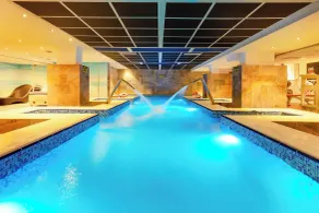 Holiday Inn Riyadh Al Qasr by IHG - Pool