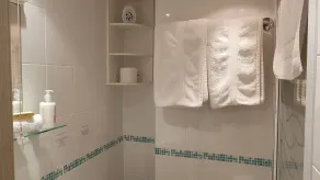 The Wycliffe Guest House - Bathroom