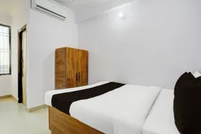 Hotel O Rajeev Nagar Formerly Happy Journey - Chambre