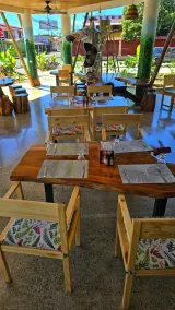 Bonding Coffee Roaster Café & Hotel - Restaurant