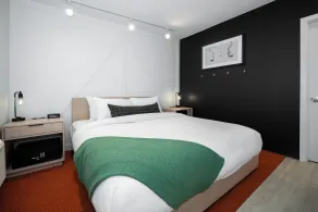 Gravity Haus Revelstoke - Chambre