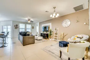 Central Family Home w/ Lanai < 10 Mi to Disney! - Innvendig