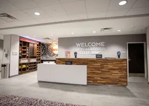 Hampton Inn Lexington, TN - Reception