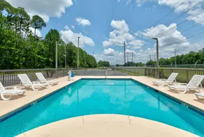 Super 8 by Wyndham Diberville Biloxi Area - Piscine