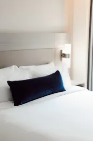 AC Hotel by Marriott San Diego Downtown Gaslamp Quarter - Habitación
