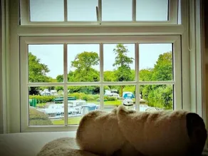 Sutton Staithe Hotel - Ausblick vom Zimmer