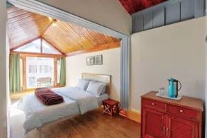 The Red House - Quarto