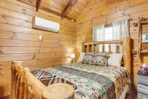 Cozy Pelsor Cabin w/ Mountain & Valley Views! - Innvendig
