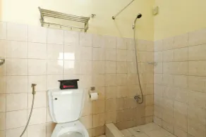 RedDoorz Plus @ Seaborne Hotel Subic Zambales - Salle de bain