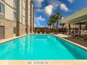 Hotel Mesaluna Near American Consulate - Piscine