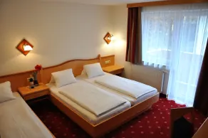 Double room, shower, toilet - Camera