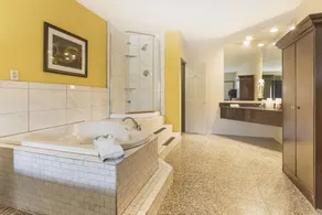 Best Western West Monroe Inn - Bathroom