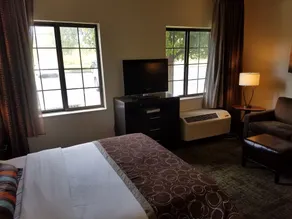 Staybridge Suites - Cincinnati North by IHG - Chambre