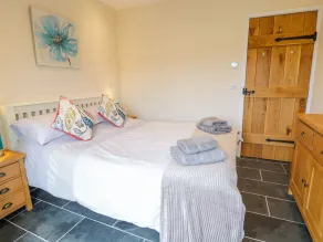Bothi - Room