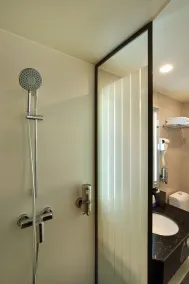 Holiday Inn Express Kuala Lumpur City Centre by IHG - Salle de bain