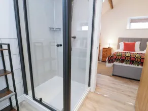 Merddwr - Room
