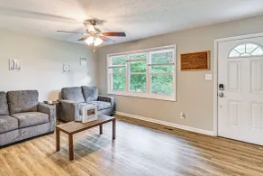 < 2 Mi to Golf Course: Pinehurst Home w/ Deck! - Interiør