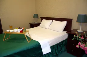 "Rush Hotel" - Room