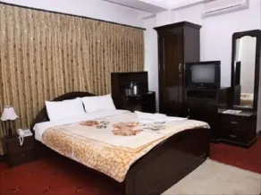 Hotel Aradhya Palace - Chambre