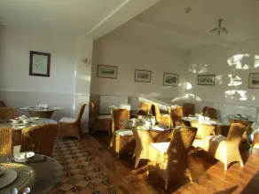 St Maur - Restaurant