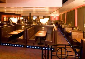 Woodlands Inn & Suites - Restaurant