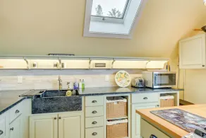 Waterfront Deer Isle Apartment w/ Fire Pit - Innvendig