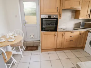 Crooked Well - Private kitchen
