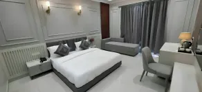 Vareniyam - Rom