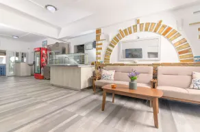 Pavlos Place - Reception