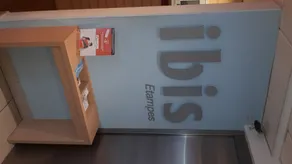 ibis Etampes - Reception