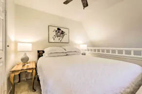 Lovely Norwich Villa, On Golf Course w/ Amenities! - Interiør