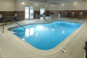 Fairfield by Marriott Frankfort - Pool