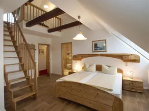 Hotel Restaurant Zum Goldenen Anker mit Hallenbad & Wellnessbereich - Room