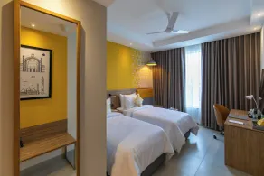 Hometel Alambagh Lucknow  - Zimmer