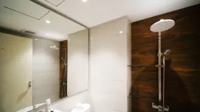 Cozy Living 2Br At Anderson Supermall Mansion Apartment - Badeværelse