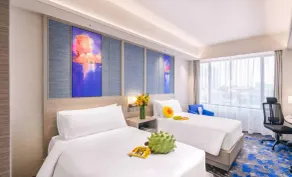 Royal Plaza on Scotts - Room
