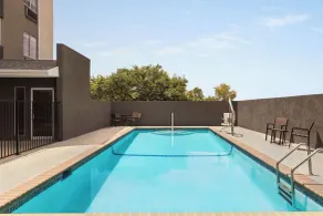 La Quinta by Wyndham San Antonio North Stone Oak - Piscine