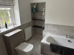 Grande maison adaptée aux familles avec jardin | Avec animaux acceptés - Salle de bain