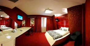 Plaza V Executive Hotel - Room