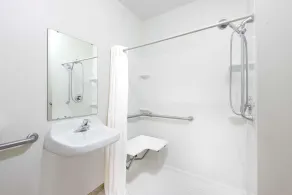 Hawthorn Extended Stay by Wyndham Seville - Salle de bain