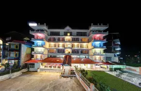 Hotel Monarch Residency Manali - Utsikt fra rommet