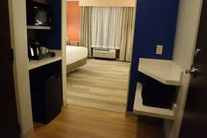 Holiday Inn Express & Suites Lexington Park California by IHG - Room