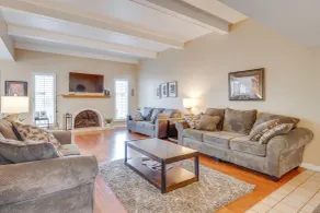 5 Mi to Camelback Ranch: Pet-Friendly Home w/ Pool - Interiør