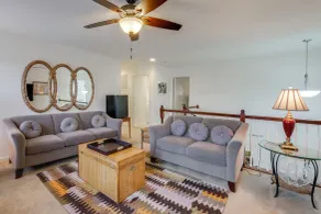 Easy Hwy Access to DC! Family Home w/ Deck & Yard - Interior