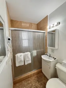 Coral Key Inn - Chambre