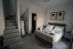 Uranides Luxury Suites - Værelse