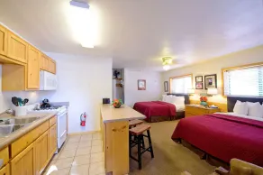 Thunderbird Lodge - Room