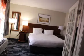 Fairfield Inn & Suites Raleigh Durham Airport Research Triangle Park - Chambre